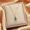 Gold Emerald Leaf Necklace | Χρυσό Κολιέ "Φύλλο" με Σμαραγδί Κρύσταλλο