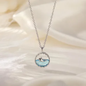 Silver Whale & Blue Crystal Necklace | Ασημένιο Κολιέ "Φάλαινα" σε Γαλάζιο Κρύσταλλο