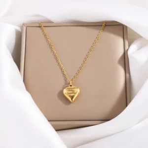 Κολιέ "Love Heart" από Ανοξείδωτο Ατσάλι | Stainless Steel Love Heart Necklace