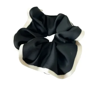 Scrunchie με Λευκό Τελείωμα  White Bordered Scrunchie