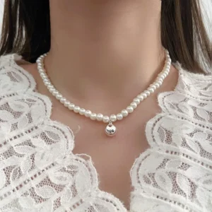 Κολιέ "Pearl Harmony" – Σειρά από Πέρλες με Ασημί Minimal Σφαίρα