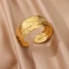 Golden Feather Statement Cuff | Χρυσή Χειροπέδα "Φτερό της Τύχης"