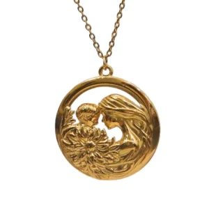 Gold Mother & Child Pendant: Το Σύμβολο της Απόλυτης Αγάπης